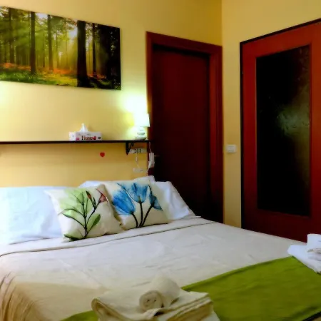 Morrison Apartment *