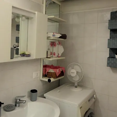 Morrison Apartment *